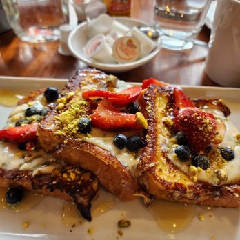Stax Cafe - Honey Ricotta French Toast - Breakfast & Brunch Near Me - Chicago, Illinois