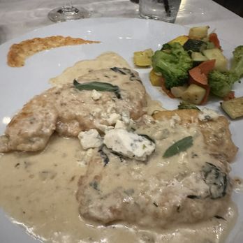 Acqua Ragazza - Chicken breast with Cream sauce and Gorgonzola GF - Italian Near Me - Mooresville, North Carolina Acqua Ragazza - Chicken breast with Cream sauce and Gorgonzola GF - Italian Near Me - Mooresville, North Carolina