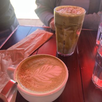 Millie's Cafe - Pasadena - Lavender oat matcha latte and matcha turmeric - Breakfast & Brunch Near Me - Pasadena, California Millie's Cafe - Pasadena - Lavender oat matcha latte and matcha turmeric - Breakfast & Brunch Near Me - Pasadena, California
