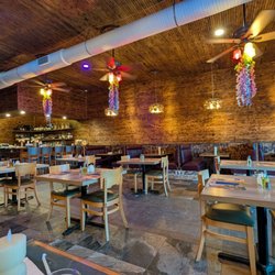 Sultan’s Restaurant & Lounge - Interior
