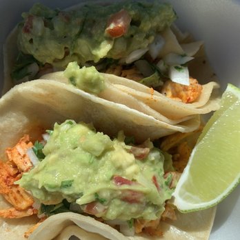 Guadalajara Combo - Chicken taco with guacamole and lime - Food Trucks Near Me - Warrenton, Oregon Guadalajara Combo - Chicken taco with guacamole and lime - Food Trucks Near Me - Warrenton, Oregon