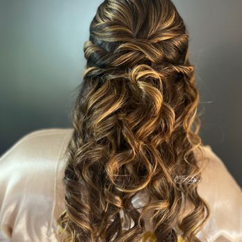 Salon De Cheveux - Hair Stylists Near Me - Itasca , Illinois Salon De Cheveux - Hair Stylists Near Me - Itasca , Illinois