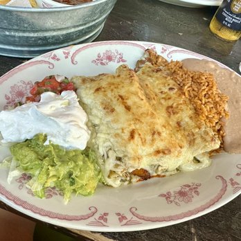 El Camino - Achiote Chicken enchiladas - Cocktail Bars Near Me - Delray Beach, Florida El Camino - Achiote Chicken enchiladas - Cocktail Bars Near Me - Delray Beach, Florida