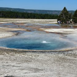 Easy Tours Yellowstone - Lower Geyser Basin