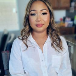 The Gift of Glam Makeup Artistry
