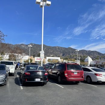 Nordstrom Rack - Department Stores Near Me - Pasadena, California