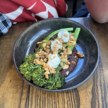 Lineage - Lapa'au Farm Charred Broccolini - Asian Fusion Near Me - Wailea, Hawaii Lineage - Lapa'au Farm Charred Broccolini - Asian Fusion Near Me - Wailea, Hawaii