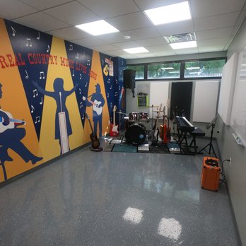Crescendo Studios - a band playing in a music studio - Musical Instruments & Teachers Near Me - Falls Church, Virginia