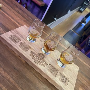 Nashville Barrel - Whiskey Tasting - Stash/Rye/Maple - Whiskey Bars Near Me - Nashville, Tennessee