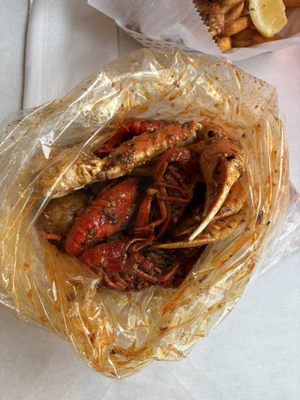 Shaking Crab (Boston Common) by null