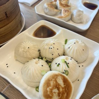 KungFu Kitchen - Shanghai Pan-Fried Pork Buns - Chinese Near Me - Brookline, Massachusetts