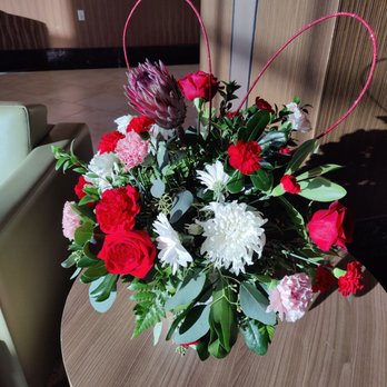 Legends Casino Hotel - Decorations - Casinos Near Me - Toppenish, Washington