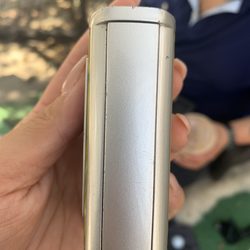 They claim THIS is new!?!?! You cannot tell me this is not used!!! And I paid $110 for this