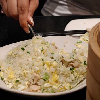 Din Tai Fung - Fried Rice with Chicken - Taiwanese Near Me - Arcadia, California Din Tai Fung - Fried Rice with Chicken - Taiwanese Near Me - Arcadia, California