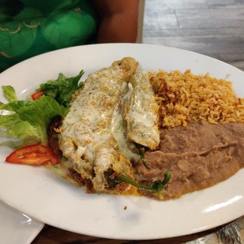 Picoso's Mexican Kitchen - Chili Relleno - Tex-Mex Near Me - Lubbock, Texas