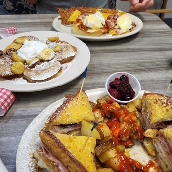 The Rusty Rooster - Breakfast & Brunch Near Me - Lake Ozark, Missouri The Rusty Rooster - Breakfast & Brunch Near Me - Lake Ozark, Missouri