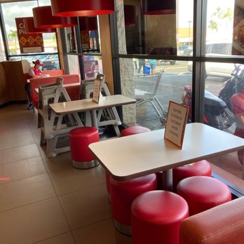 Jollibee - Chicken Shop Near Me - Waipahu, Hawaii Jollibee - Chicken Shop Near Me - Waipahu, Hawaii