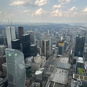 360 Restaurant - City view - IG @bougiefoodieboi - Canadian (New) Near Me - Toronto, Ontario