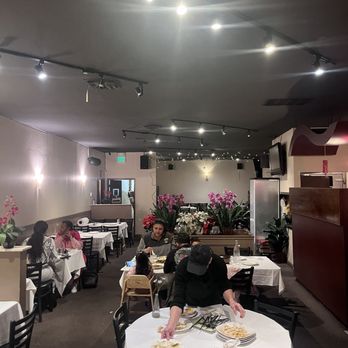 Silver Spoon Gourmet Cuisine - Ambiance - Chinese Near Me - Castro Valley, California Silver Spoon Gourmet Cuisine - Ambiance - Chinese Near Me - Castro Valley, California