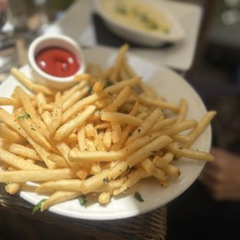 Perch - Perch Truffle Cheese Fries - Lounges Near Me - Los Angeles, California Perch - Perch Truffle Cheese Fries - Lounges Near Me - Los Angeles, California