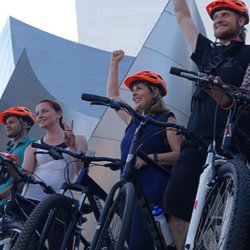 StreetVelo Tours