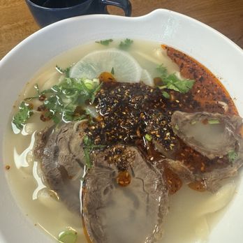 NewDa Noodles - Traditional Beef Noodle Soup 传统牛肉面 - Noodles Near Me - Edison, New Jersey