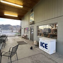 Denio Junction - Outside patio tables
