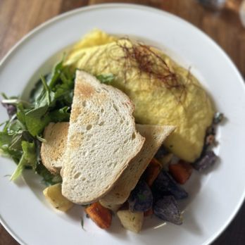 Lapisara Eatery - Holy Chili Bomb Basil Omlette - Breakfast & Brunch Near Me - San Francisco, California