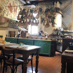 Le Cantine de l'Arena - Inside
