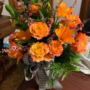 Bloomin’ Diehl's Floral Boutique - Florists Near Me - Waterloo, Illinois Bloomin’ Diehl's Floral Boutique - Florists Near Me - Waterloo, Illinois