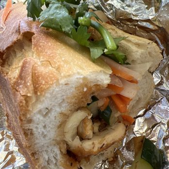 Stadium Pho - Lemongrass tofu bahn mi sandwich - Vietnamese Near Me - Honolulu, Hawaii Stadium Pho - Lemongrass tofu bahn mi sandwich - Vietnamese Near Me - Honolulu, Hawaii