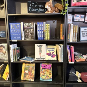 Curious Squirrel Bookshop - Bookstores Near Me - Zionsville, Indiana Curious Squirrel Bookshop - Bookstores Near Me - Zionsville, Indiana