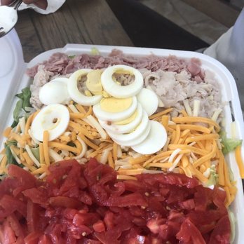 The Hot Tomato - This is their Chef Salad which was actually good. Could have used a little more meat and less tomatoes. - Bakeries Near Me - Ruskin, Florida The Hot Tomato - This is their Chef Salad which was actually good. Could have used a little more meat and less tomatoes. - Bakeries Near Me - Ruskin, Florida