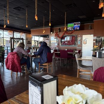 E&T Thai Food - Inside - Thai Near Me - Lone Tree, Colorado E&T Thai Food - Inside - Thai Near Me - Lone Tree, Colorado