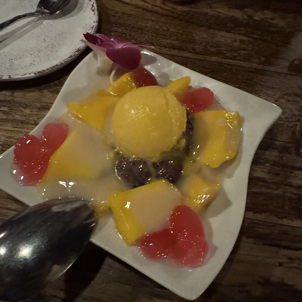 Thai District - Mango Sticky Rice - Thai Near Me - Long Beach, California Thai District - Mango Sticky Rice - Thai Near Me - Long Beach, California