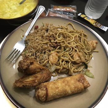Jade Garden - Pork Egg Roll Chicken Wings (4) Egg Drop Soup - Chinese Near Me - Chesapeake, Virginia