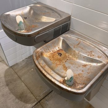 EōS Fitness - This gym is fairly new so why do the drinking fountains look like this? - Gyms Near Me - Moreno Valley, California EōS Fitness - This gym is fairly new so why do the drinking fountains look like this? - Gyms Near Me - Moreno Valley, California