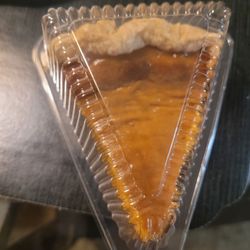 Jera's Heavenly Sweet - Sweet potato pie