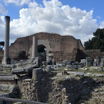 Foro Romano - Landmarks & Historical Buildings Near Me - Rome, RM