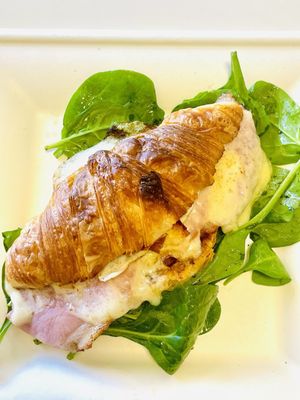 Mg Patisserie and Cafe by null