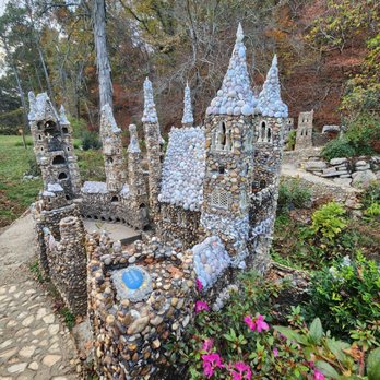 The Rock Garden - Botanical Gardens Near Me - Calhoun, Georgia The Rock Garden - Botanical Gardens Near Me - Calhoun, Georgia