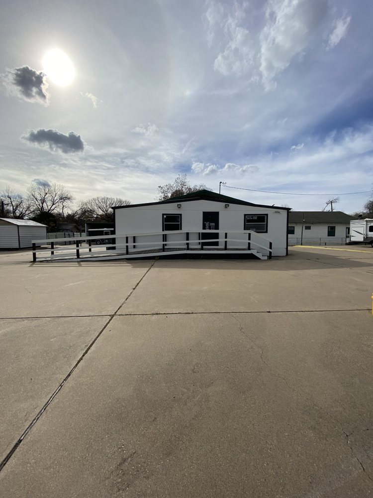 EZ RV SALES Updated October 2024 1800 Ross Ave, Waco, Texas RV