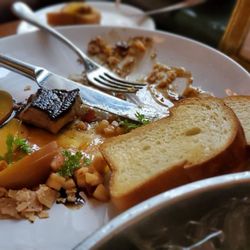 Brasserie La Banque - Peach Foie Gras
