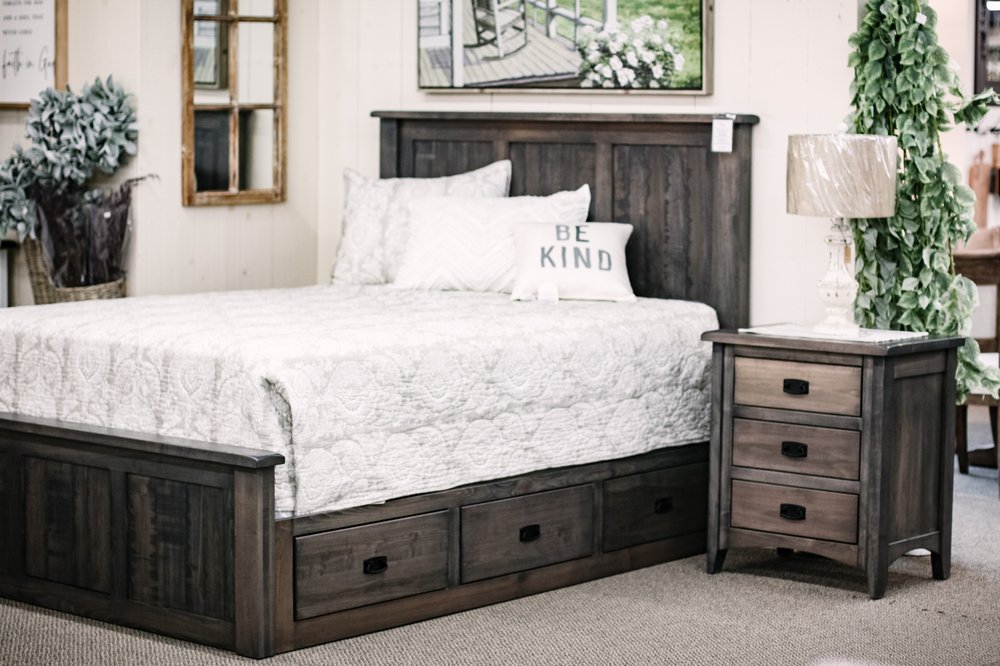 KING’S IMPRESSIONS near 2847 Lincoln Hwy E, Ronks, Pennsylvania 43