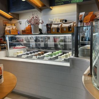Papa d’Amour - Counter Inside - Bakeries Near Me - New York, New York Papa d’Amour - Counter Inside - Bakeries Near Me - New York, New York