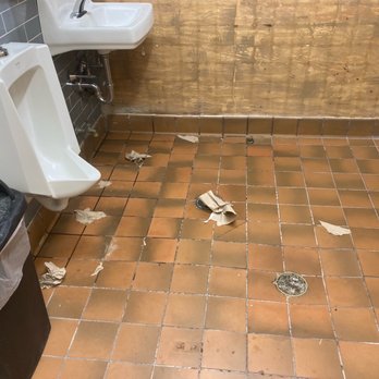 Papa Gino's Pizzeria - a dirty bathroom - Pizza Near Me - Merrimack, New Hampshire Papa Gino's Pizzeria - a dirty bathroom - Pizza Near Me - Merrimack, New Hampshire