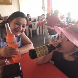 Restaurant Fernando's - Probamos la barbacoa y el consomé. Nos gustaron mucho. Muy ricos. Las tortillas recién hechas. Deliciosas