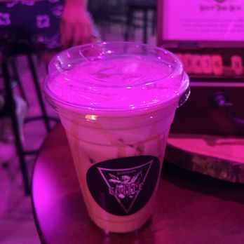 Gravewave Coffee - Save the Bees with espresso - Coffee & Tea Near Me - Redondo Beach, California