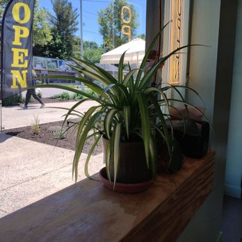 Neon Moon Gelato - Gelato Near Me - Union Pier, Michigan