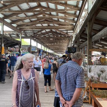 Ithaca Farmers' Market - The awesome covered boardwalk by the lake with all kinds of food and crafts vendors - Farmers Market Near Me - Ithaca, New York